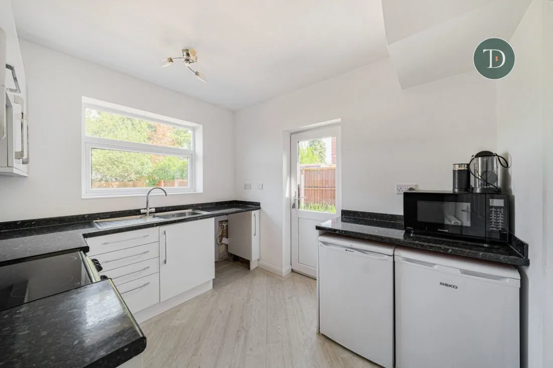 Heywood Road, Great Sutton, CH66 3PR, photo 8