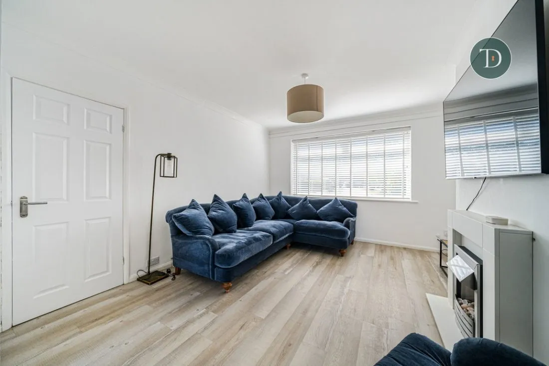 Heywood Road, Great Sutton, CH66 3PR, photo 3
