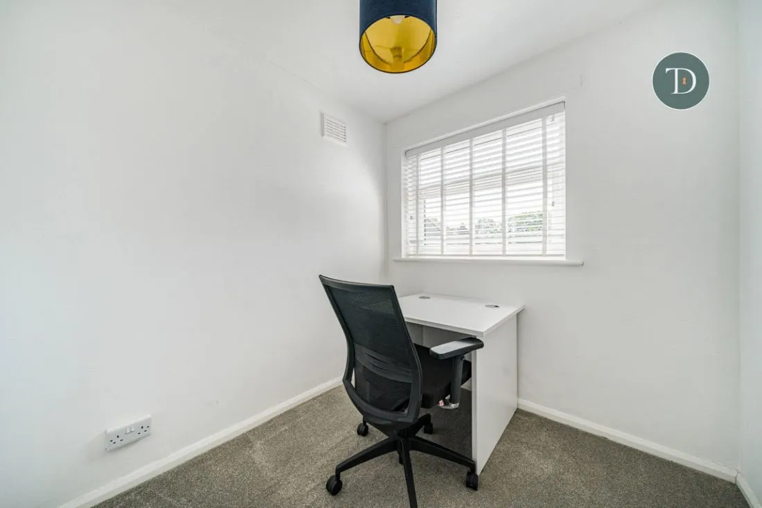 Heywood Road, Great Sutton, CH66 3PR, photo 18