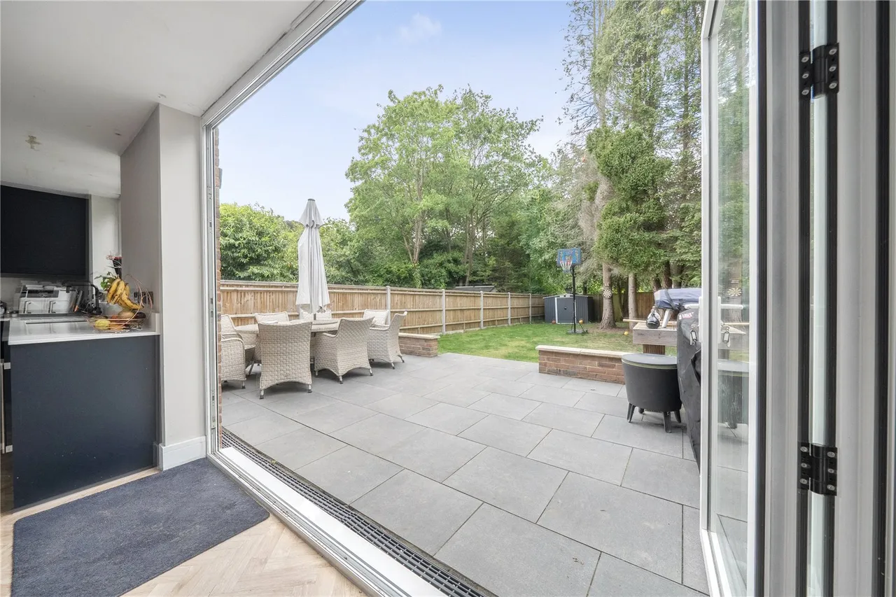 Cumberland Road, Camberley, Surrey, GU15 1AG, photo 4