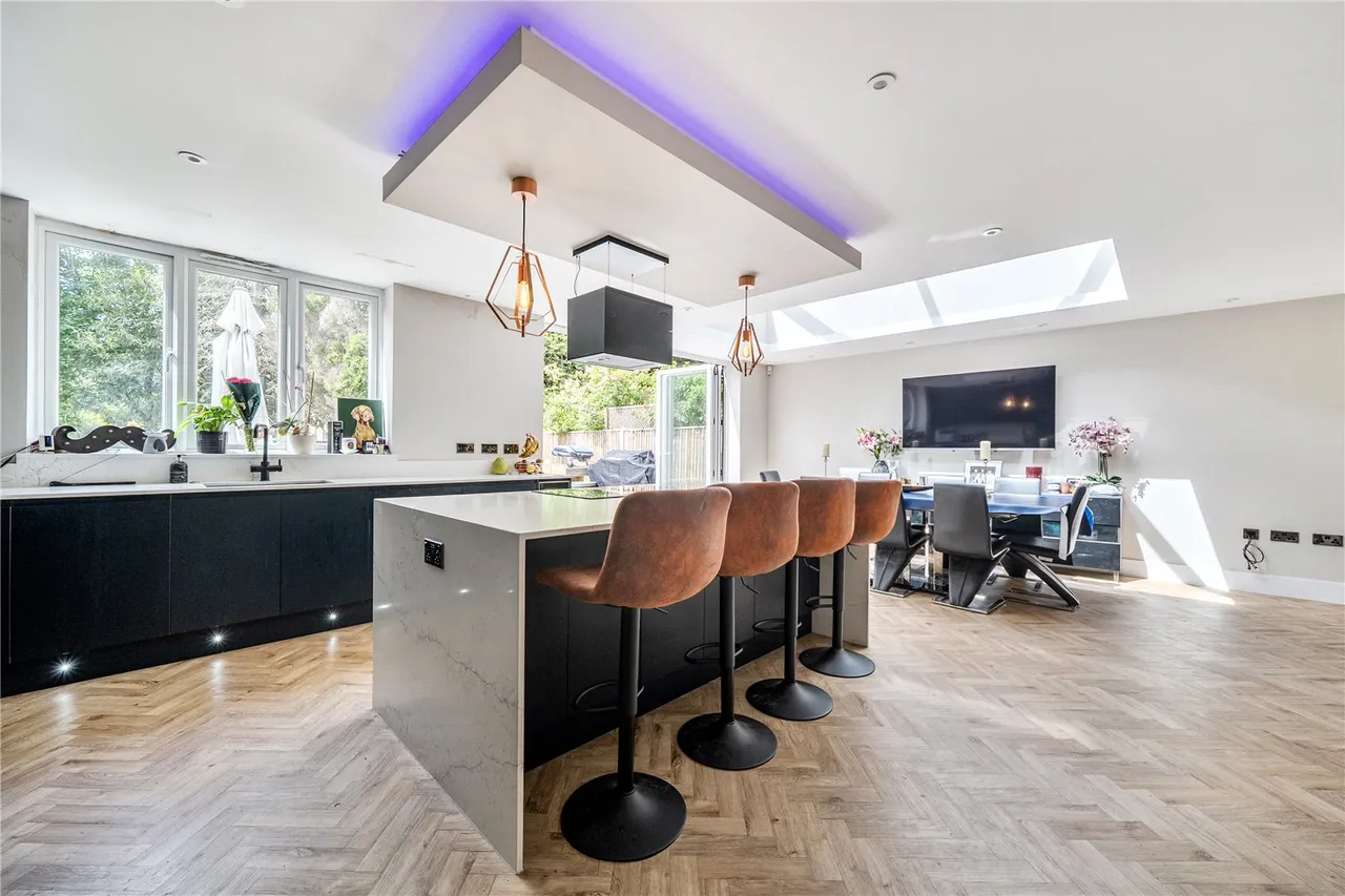 Cumberland Road, Camberley, Surrey, GU15 1AG, photo 11
