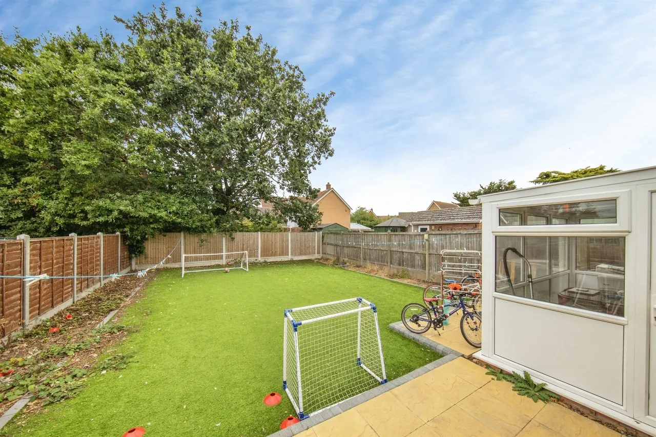 Beryl Road, Harwich, photo 9