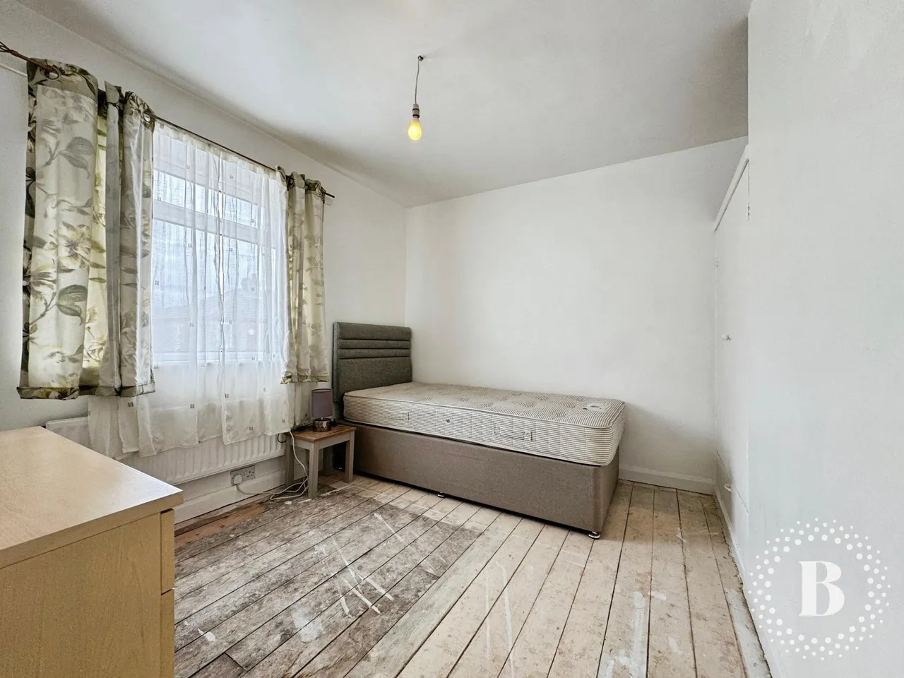 Bernard Grove, Bolton, BL1, photo 12