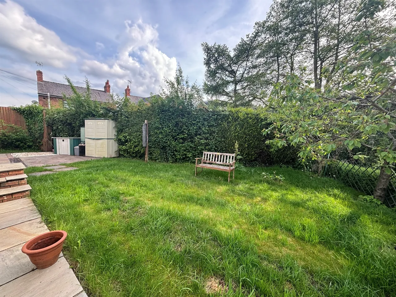 Delamere Road, Norley, Frodsham, photo 3