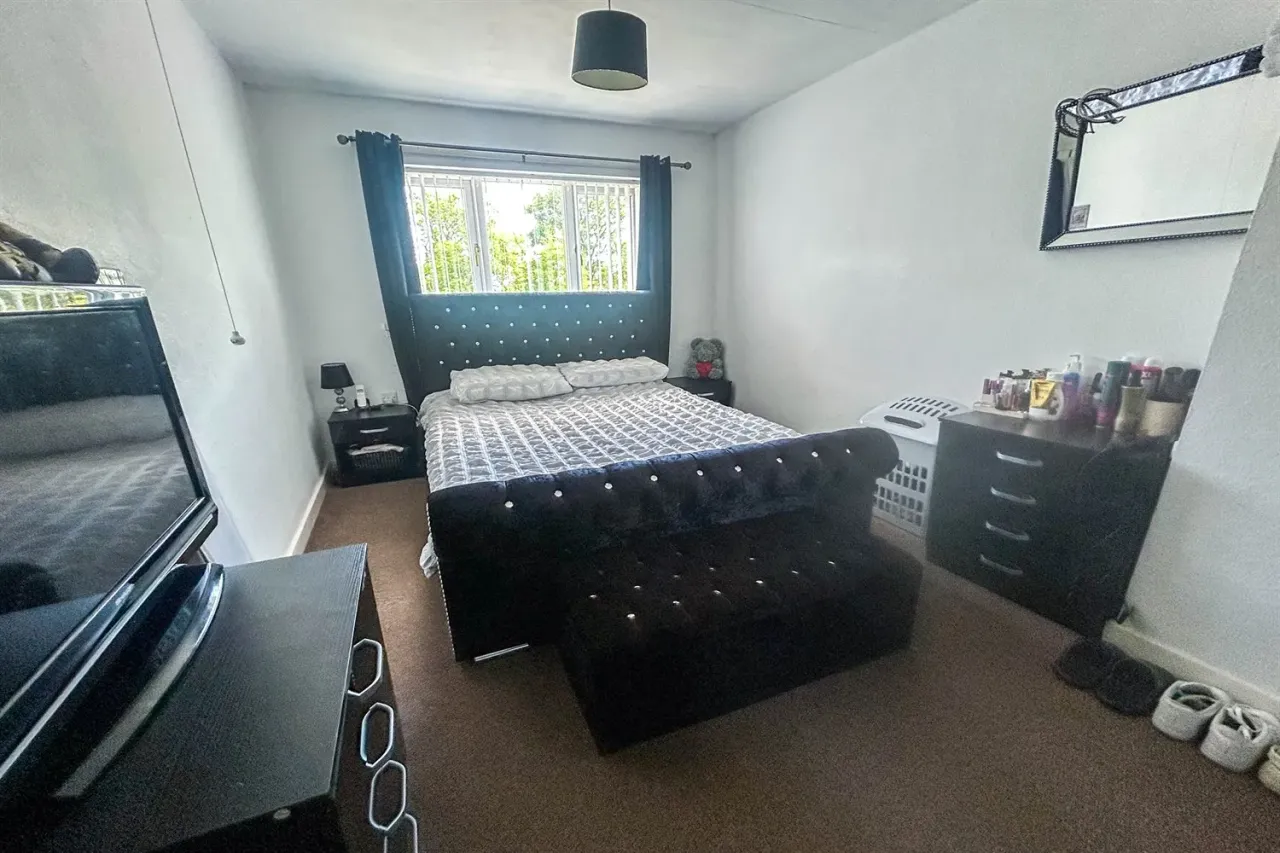 Pennywell Road, Pennywell, SR4, photo 6
