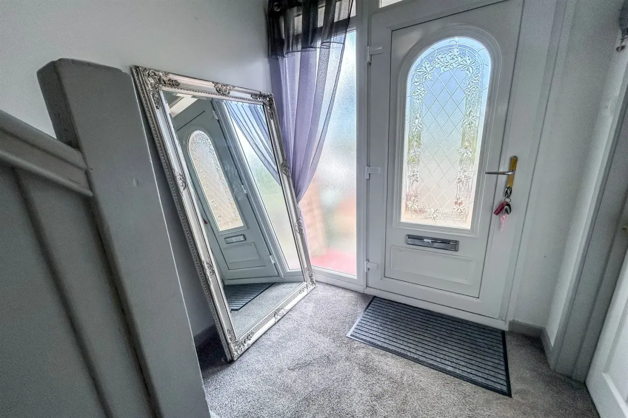 Pennywell Road, Pennywell, SR4, photo 5