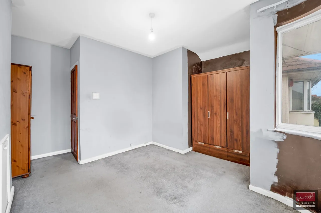 Northumberland Crescent, Feltham, photo 9