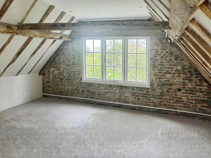 The Street, Cowfold, RH13, photo 5