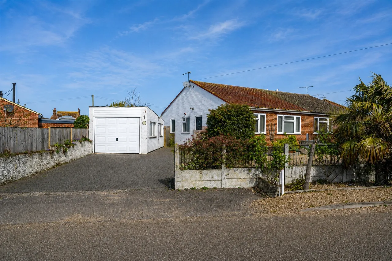 2 bed house for sale, St Marys Grove, Whitstable, CT5