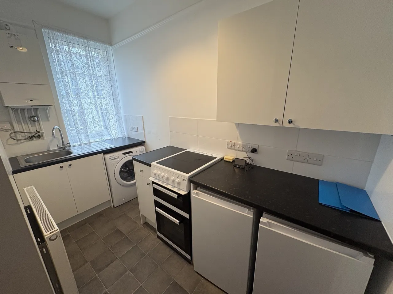 Ashford Road, PL4, photo 3