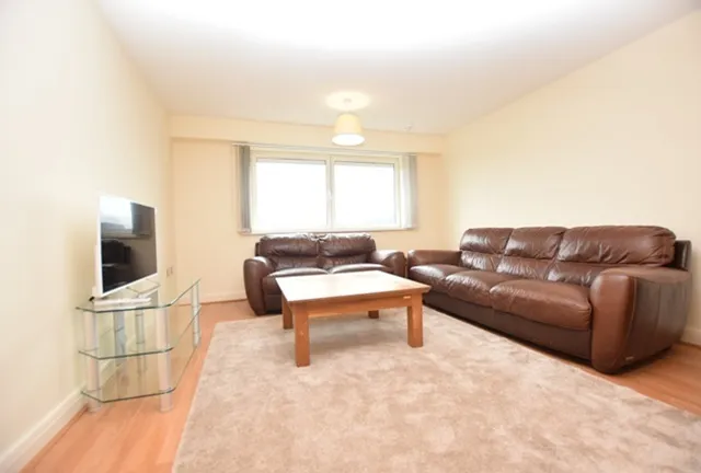 2 bed flat to rent, Eldon Street, S1