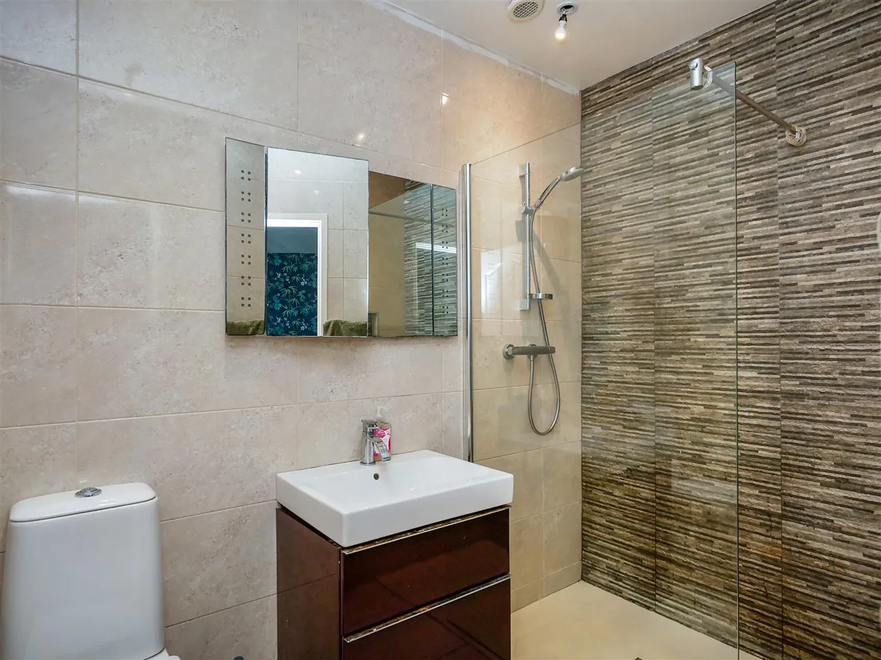 Cairnshill Road, Belfast, BT8, photo 15