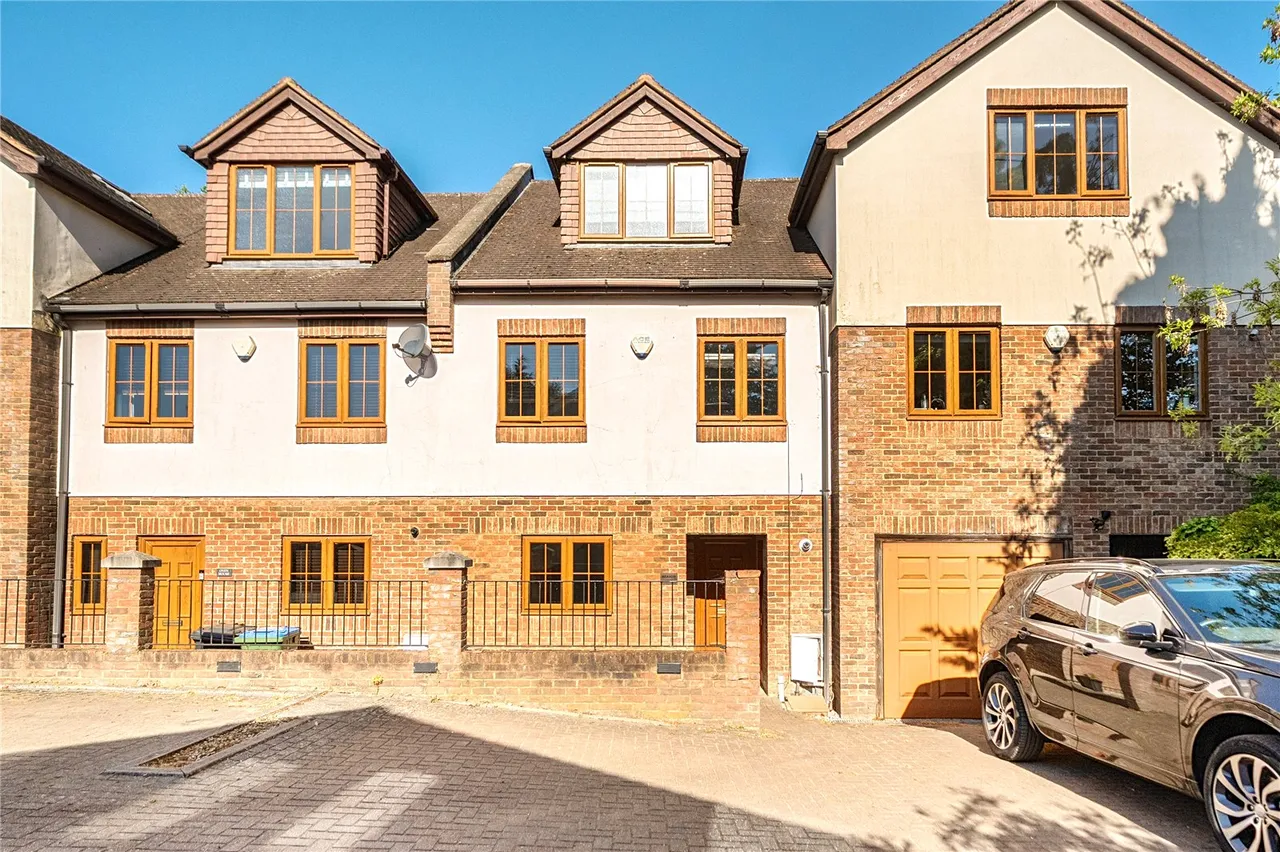3 bed house for sale — Norman Close, Kemsing, Sevenoaks, Kent, TN15 6SF