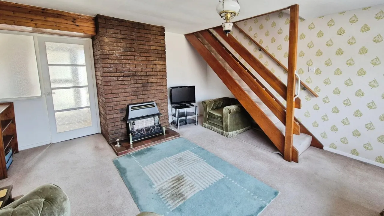 Thistledown Avenue, Burntwood, WS7, photo 2