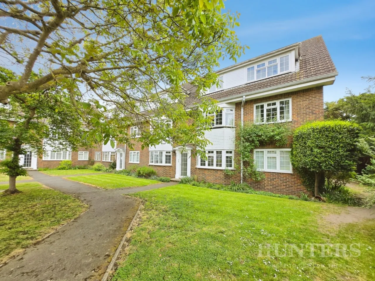 2 bed flat for sale — Sycamore Close, Carshalton