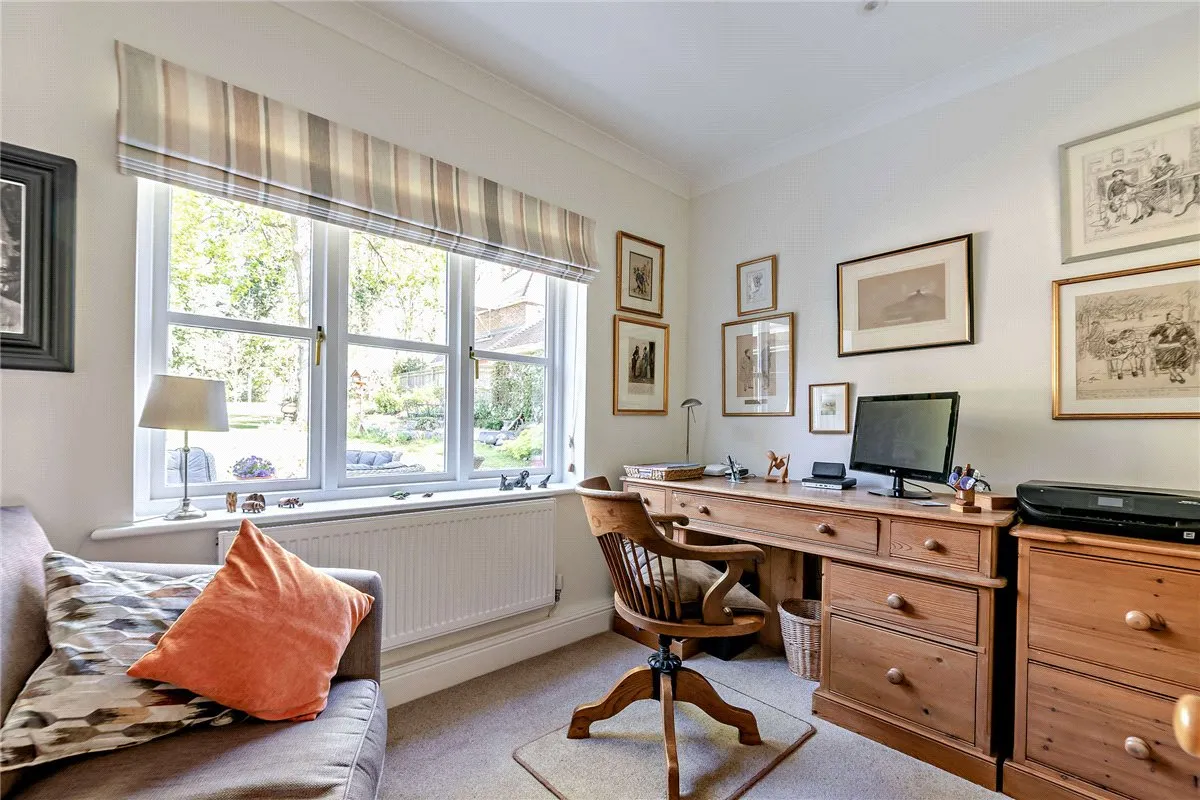 Oak Close, Baughurst, RG26, photo 8