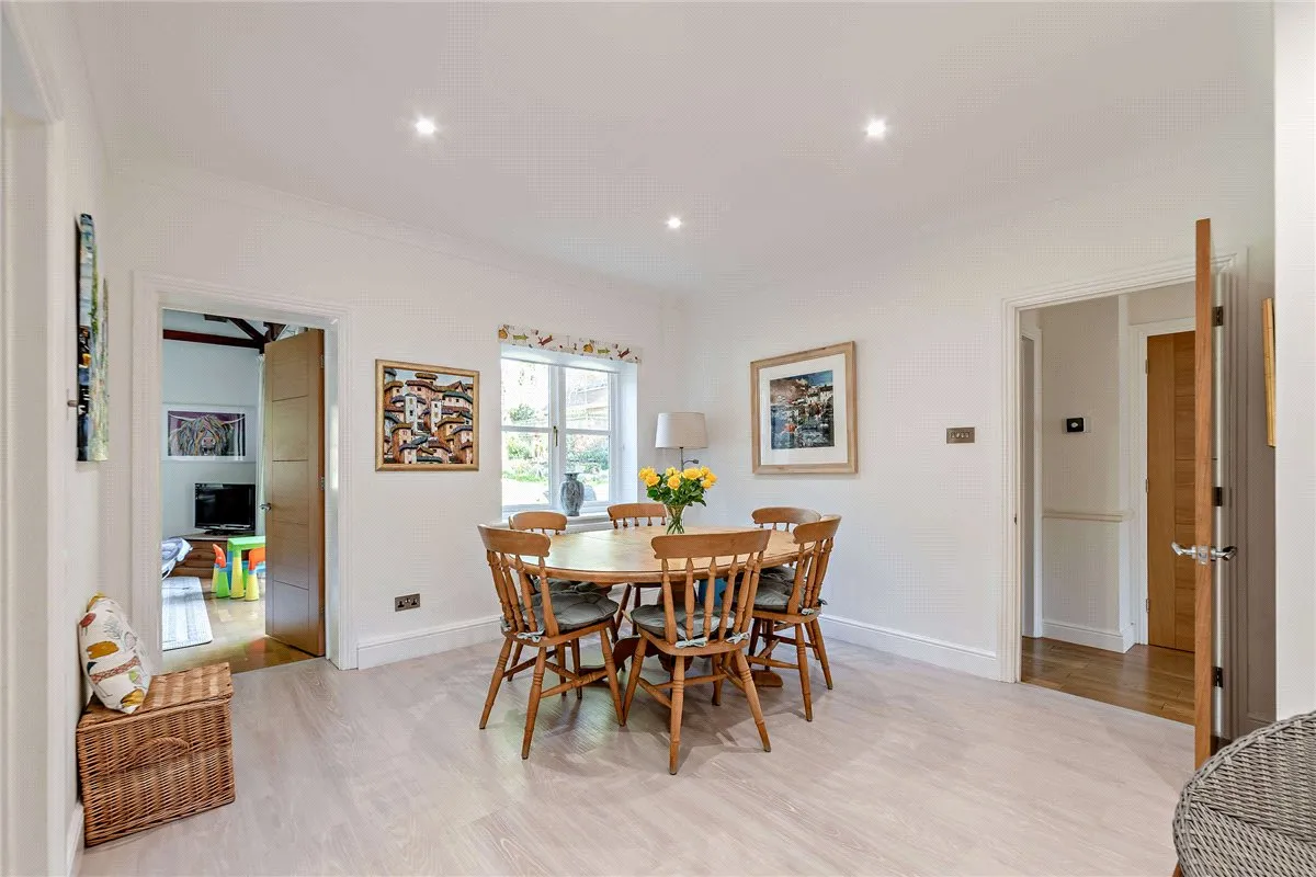 Oak Close, Baughurst, RG26, photo 6