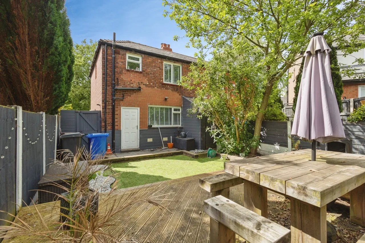 Meadow Lane, Denton, Manchester, Greater Manchester, M34, photo 16