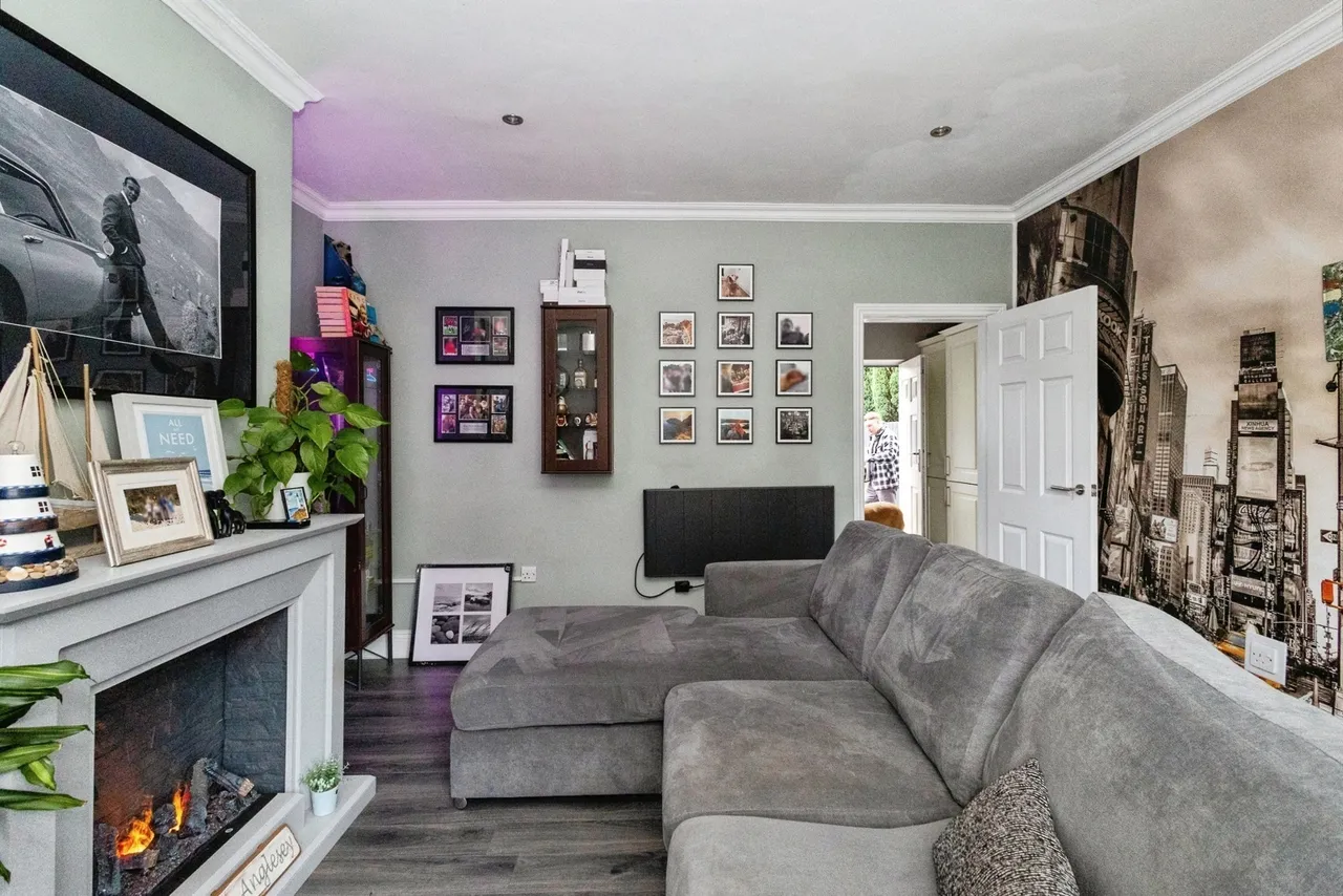 Meadow Lane, Denton, Manchester, Greater Manchester, M34, photo 4