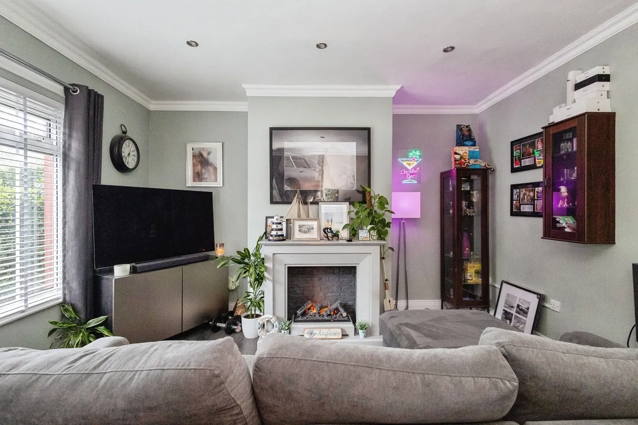 Meadow Lane, Denton, Manchester, Greater Manchester, M34, photo 3