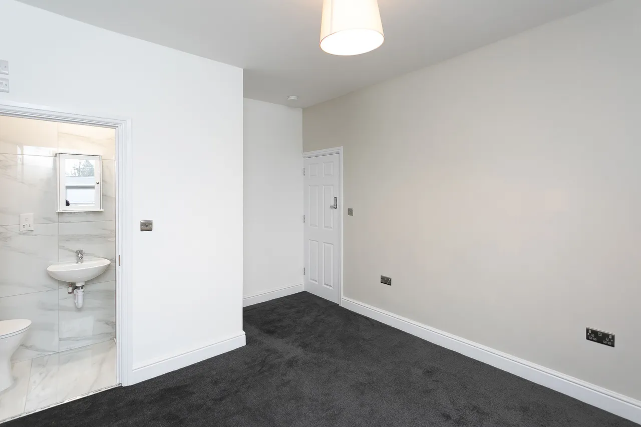 Room 2, 109A, St. Albans Road, Watford, photo 9