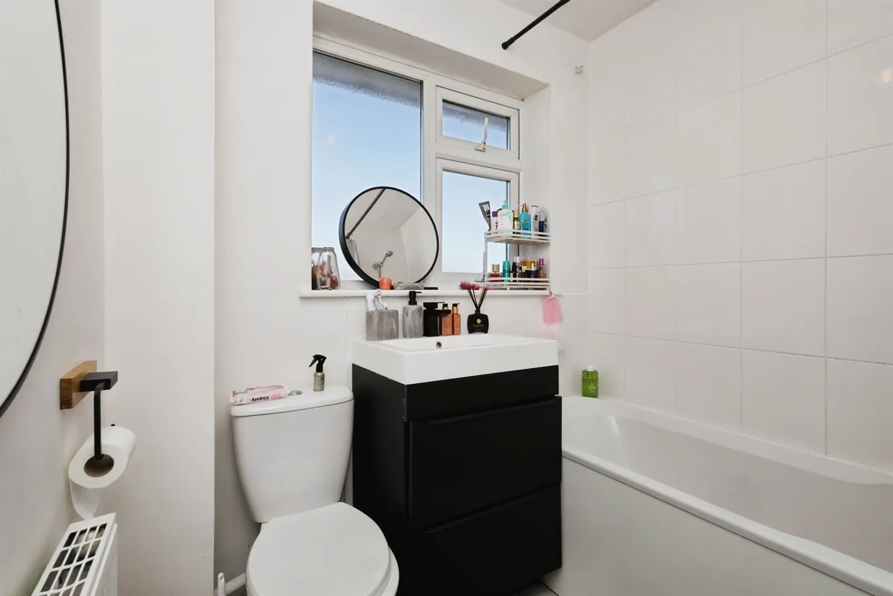 Southern Road, Eastbourne, BN22, photo 10