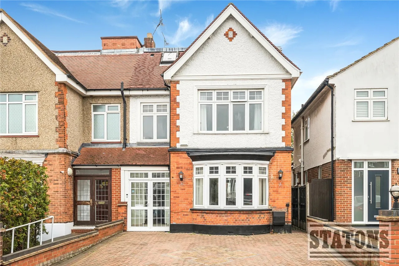 5 bed house for sale — Cat Hill, Barnet, Hertfordshire, EN4 8HP