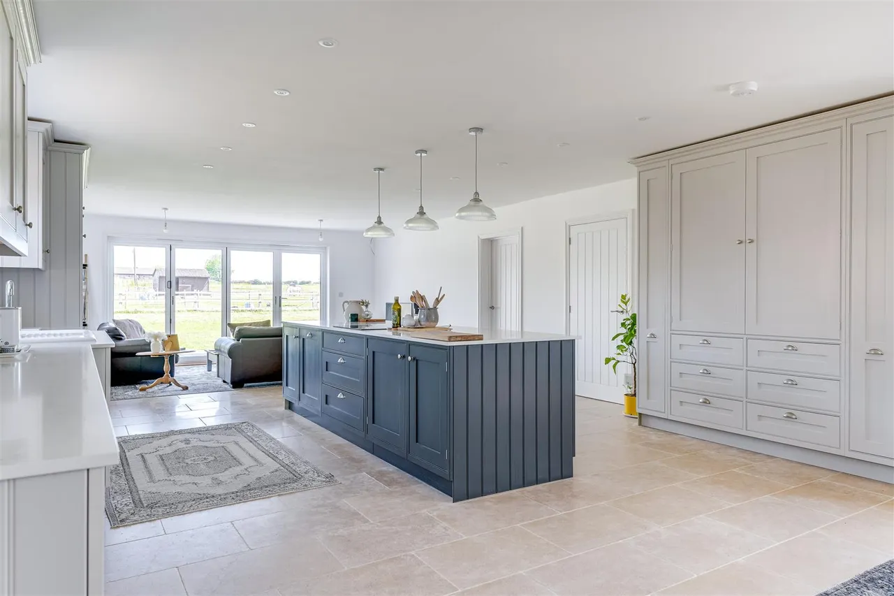 Old Mead Road, Henham, CM22, photo 2