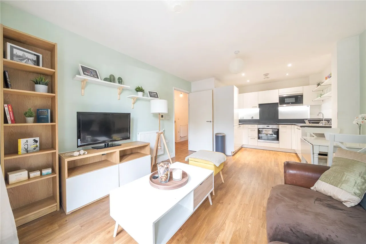 Adenmore Road, London, SE6, photo 8