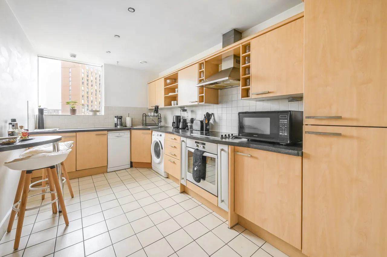 23 Switch House, 4 Blackwall Way, London, photo 2