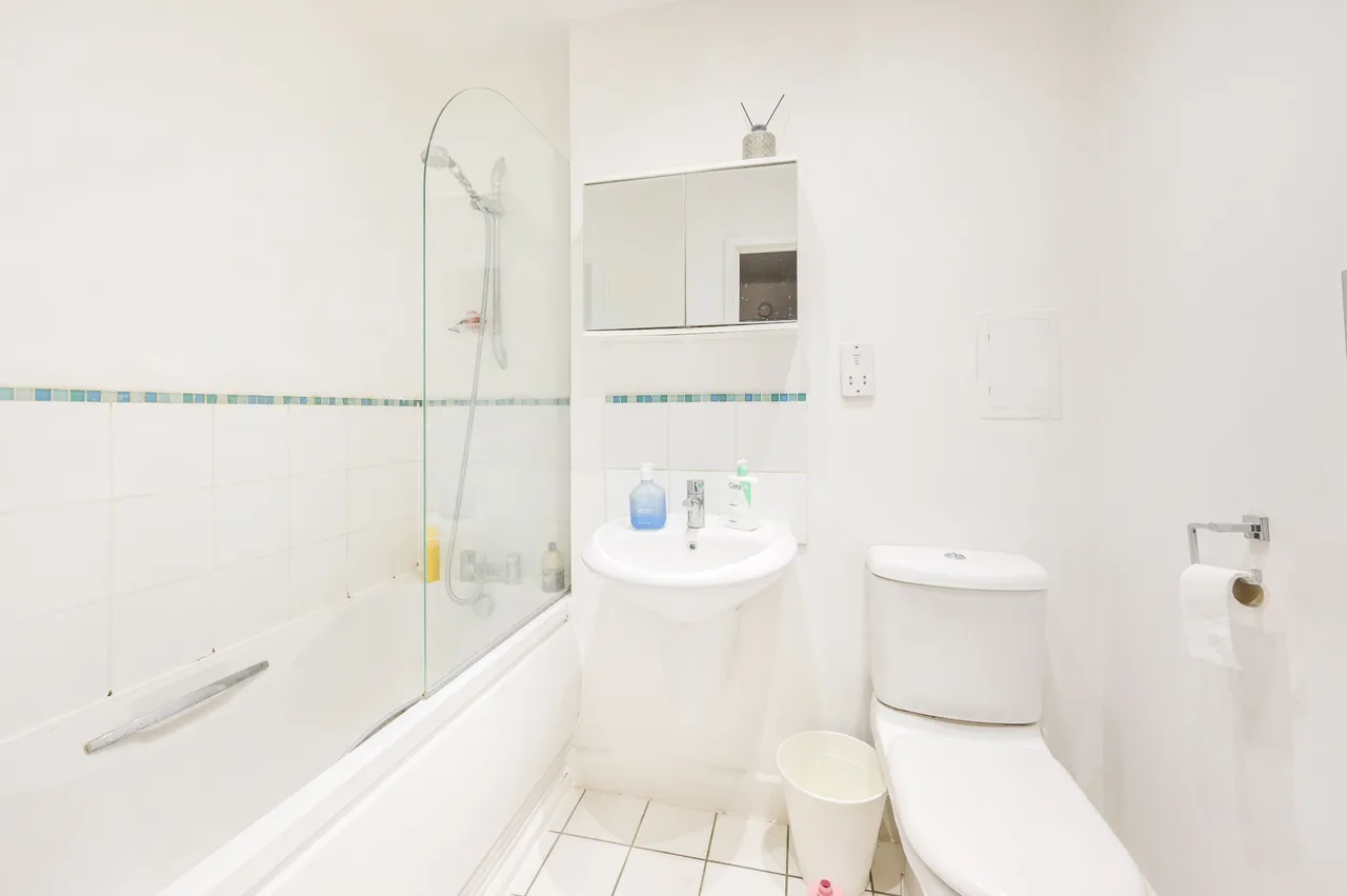 23 Switch House, 4 Blackwall Way, London, photo 5
