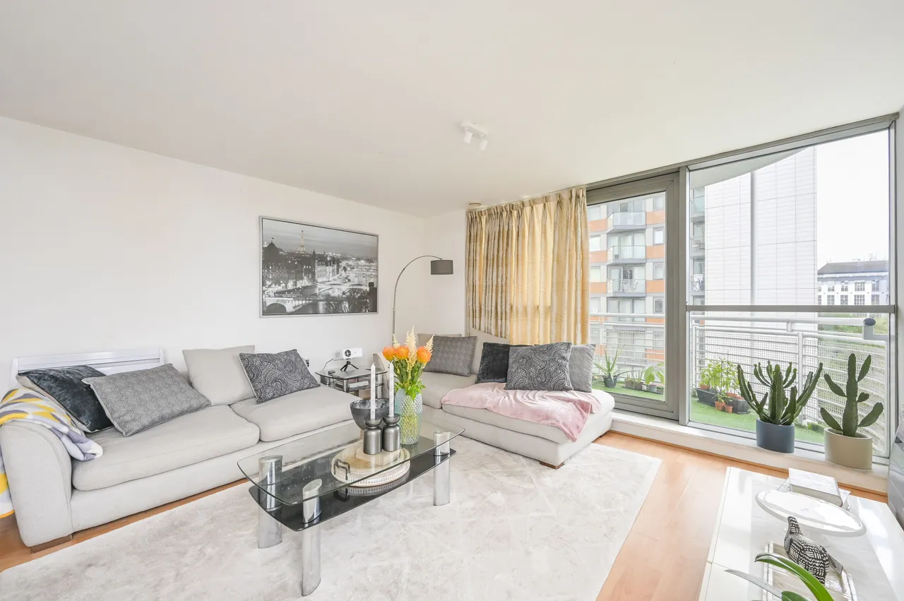 23 Switch House, 4 Blackwall Way, London, photo 6