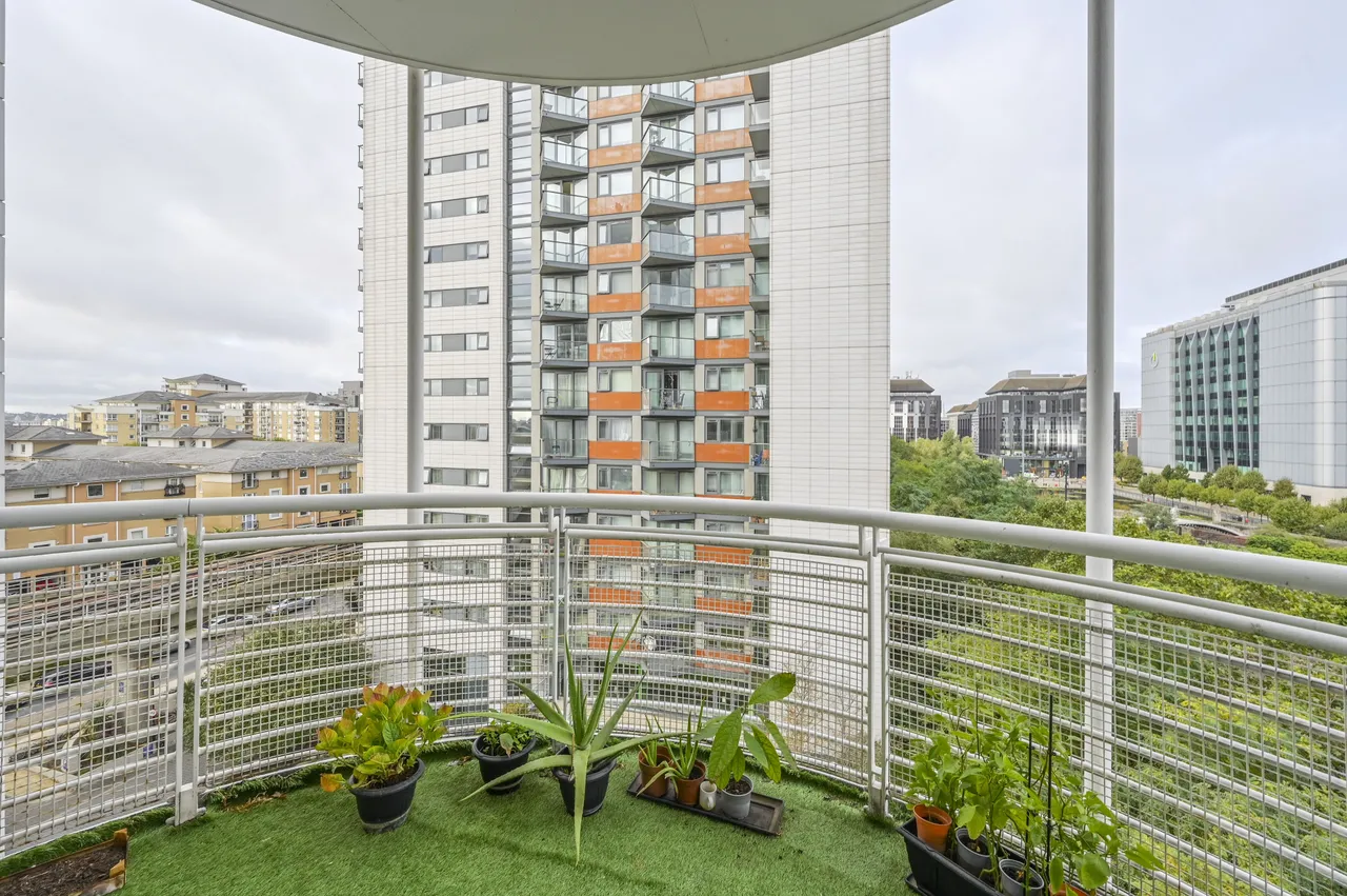 23 Switch House, 4 Blackwall Way, London, photo 8