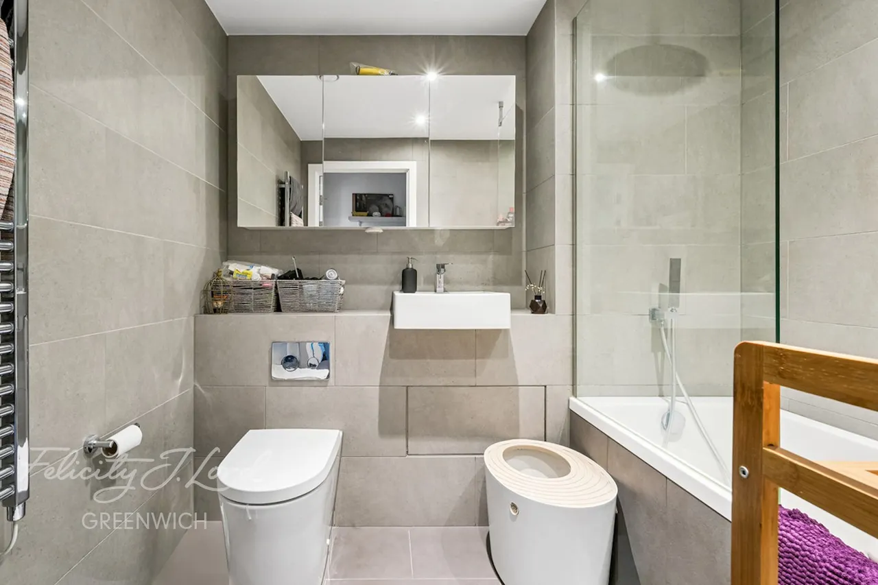 Hawthorne Crescent, Greenwich, SE10, photo 13