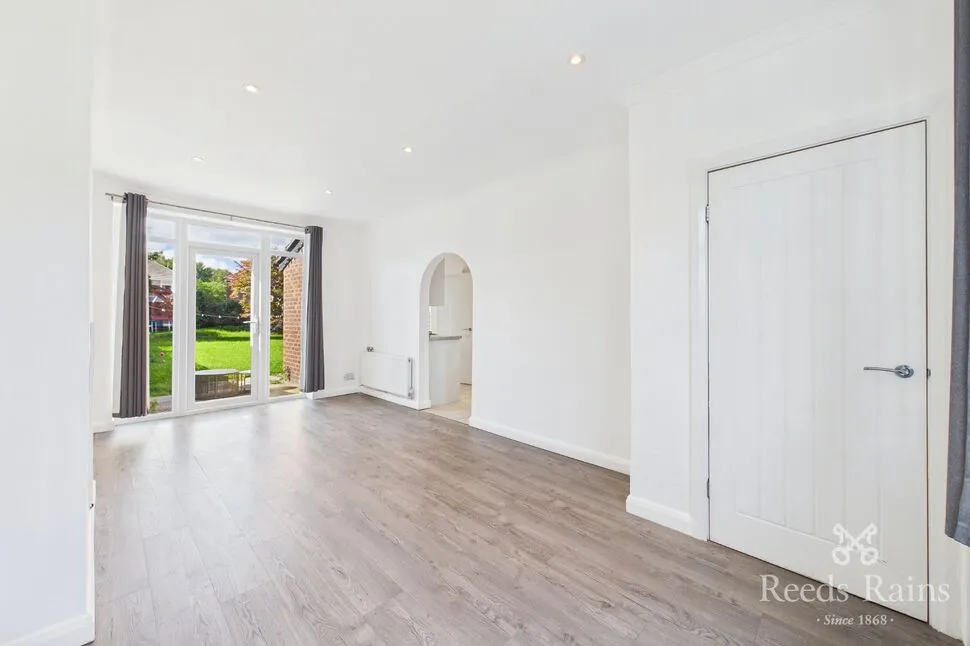 Smith Road, Widnes, Cheshire, WA8, photo 2