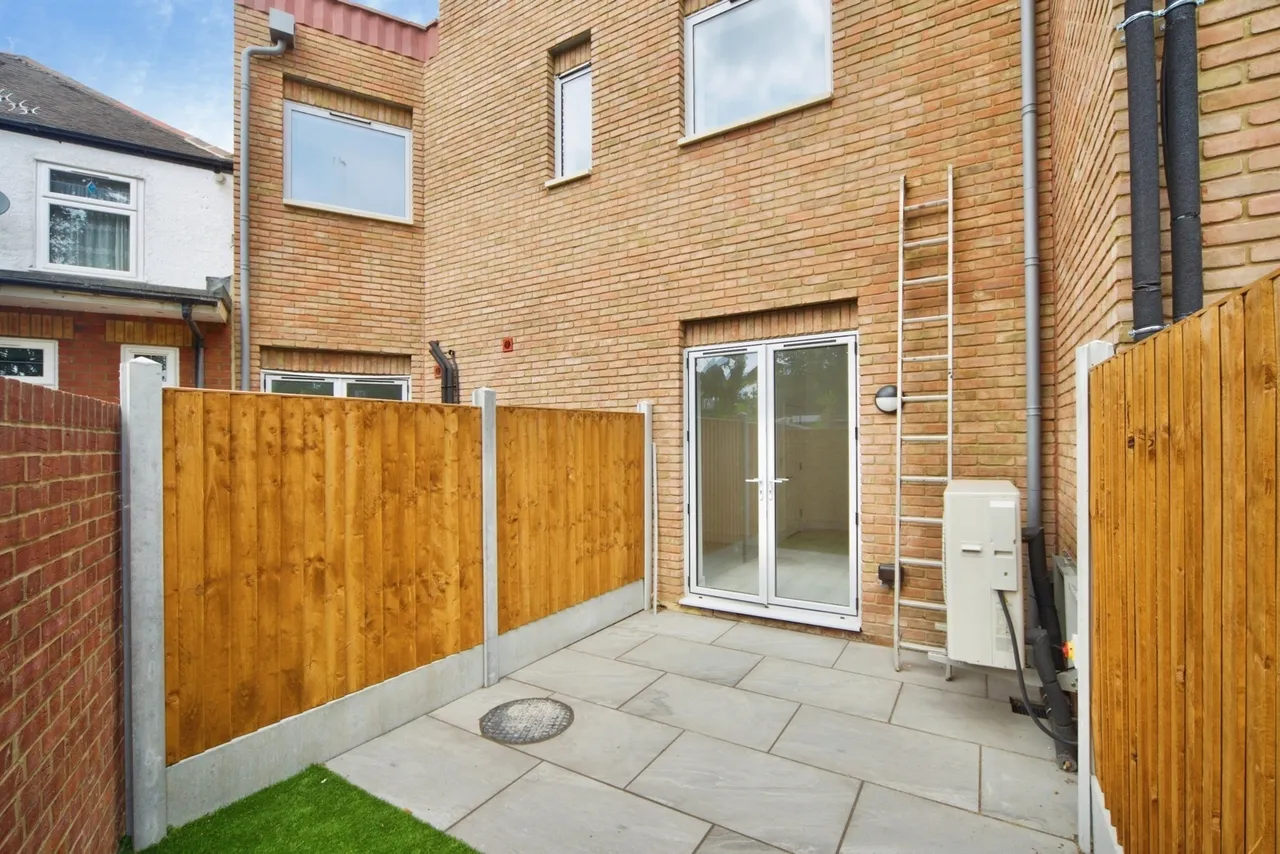Burges Road, London, E6, photo 15
