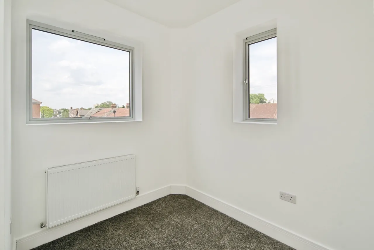 Burges Road, London, E6, photo 9