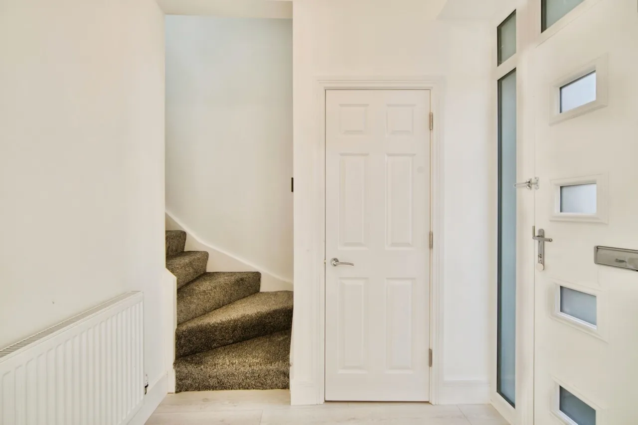 Burges Road, London, E6, photo 14