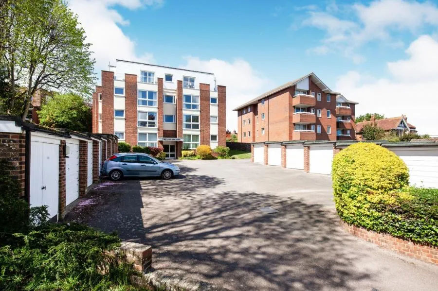1 bed flat to rent, Arundel Road, Eastbourne, BN21
