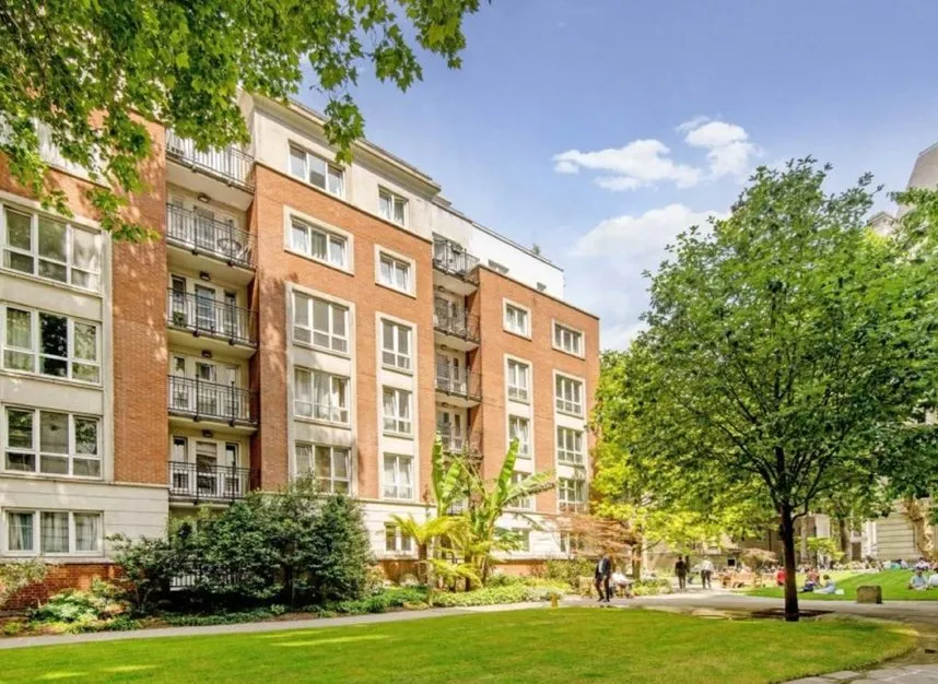 1 bed flat to rent — Little Britain, St. Paul's, EC1A