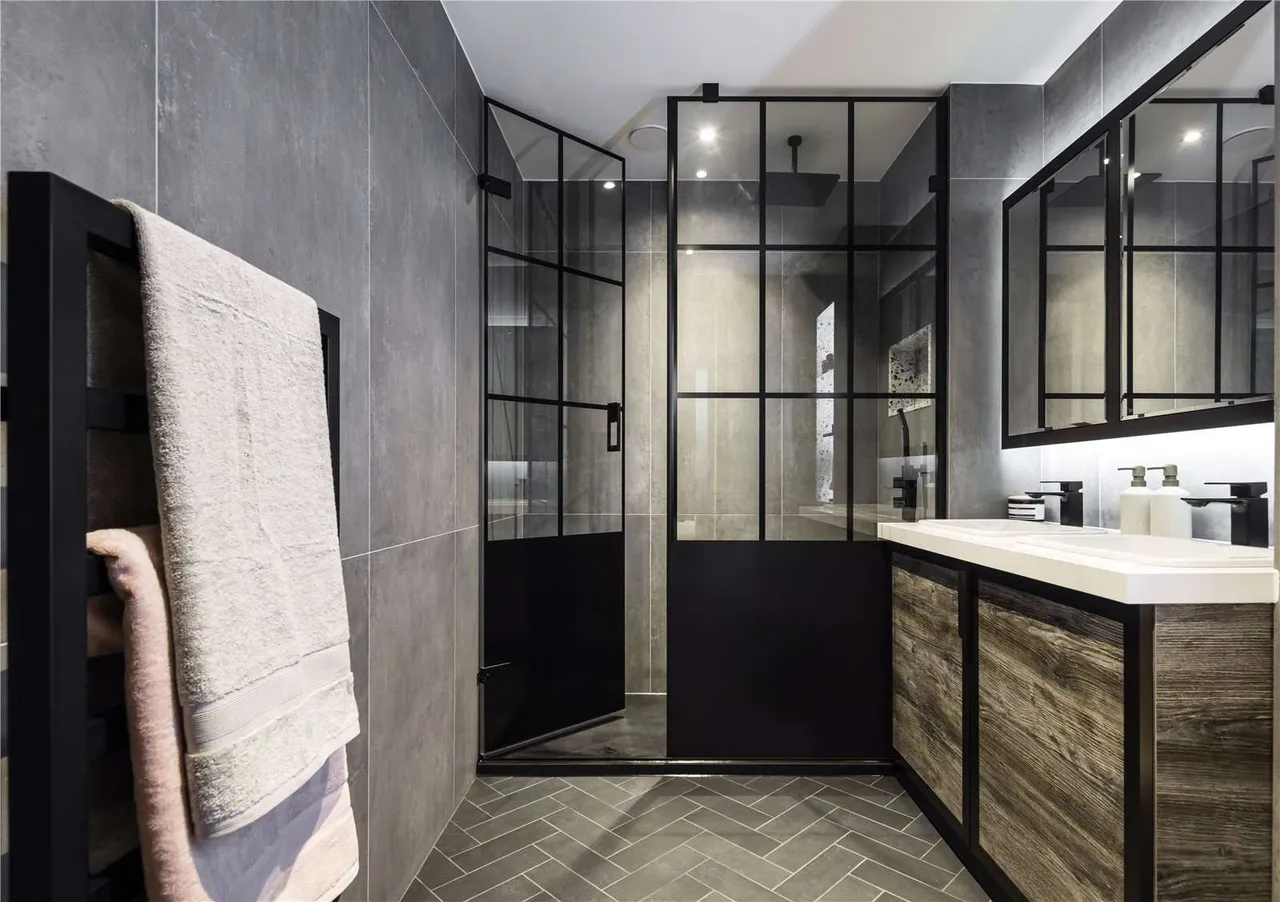Hewett Street, London, EC2A, photo 6