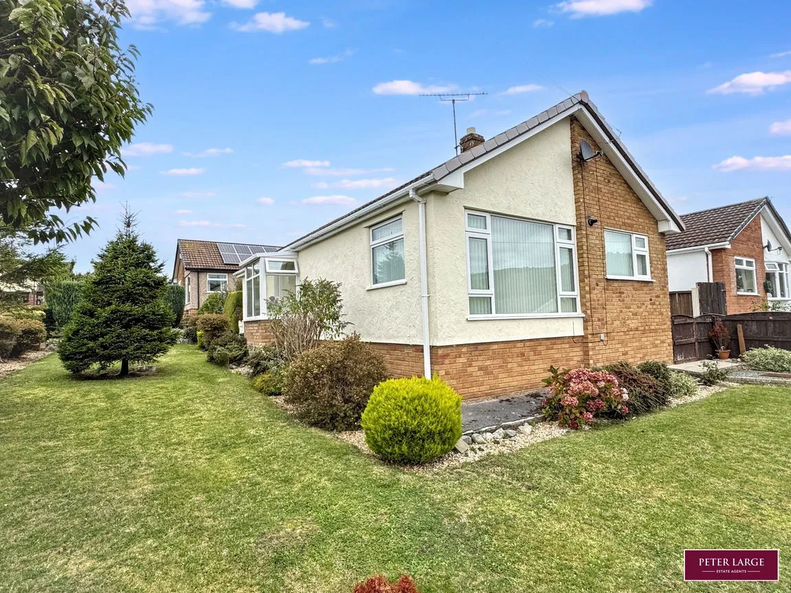 2 bed house for sale — Lon Elan, Meliden, Denbighshire, LL19 8LP