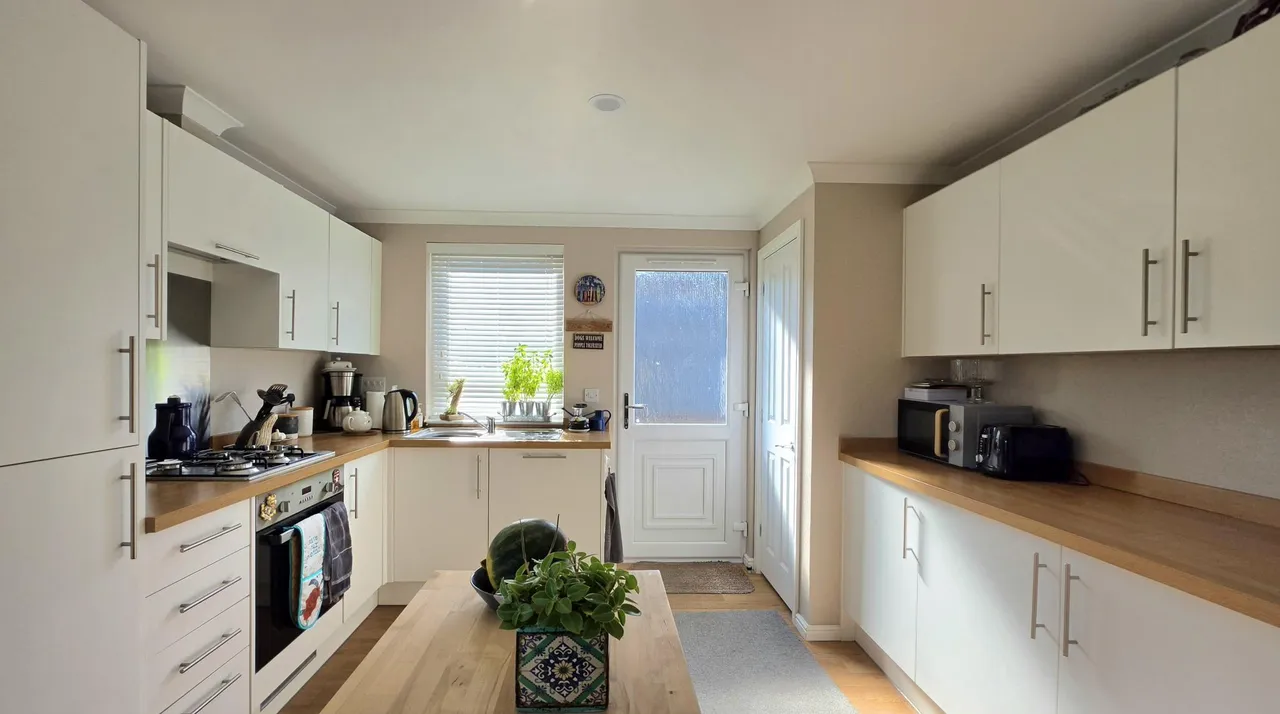 Plymouth, PL7, photo 9