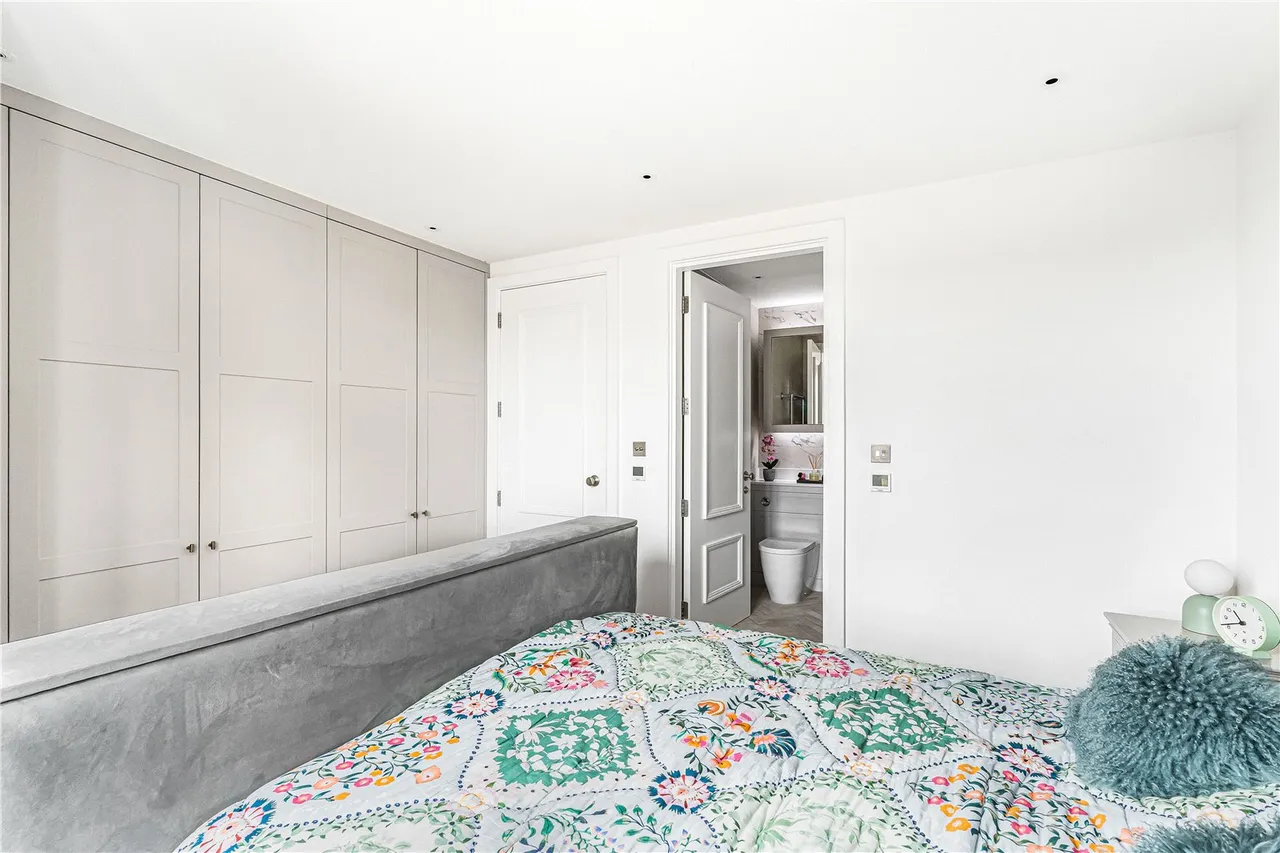 Daffodil Crescent, Barnet, EN4 0EA, photo 12
