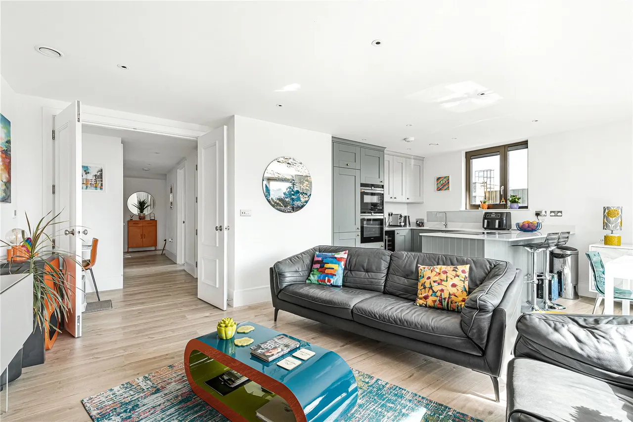 Daffodil Crescent, Barnet, EN4 0EA, photo 4