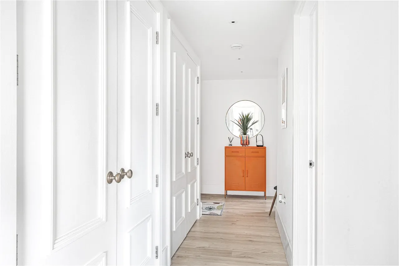 Daffodil Crescent, Barnet, EN4 0EA, photo 2