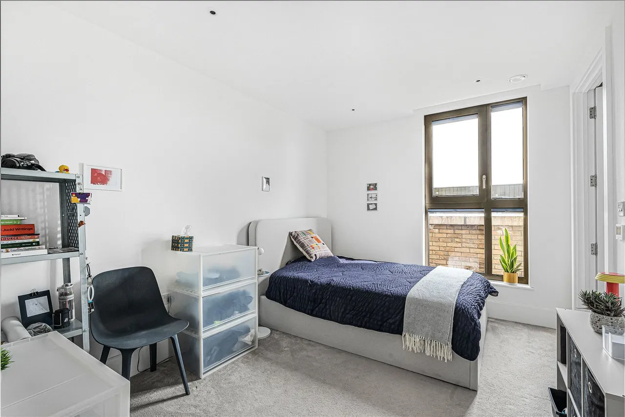 Daffodil Crescent, Barnet, EN4 0EA, photo 13