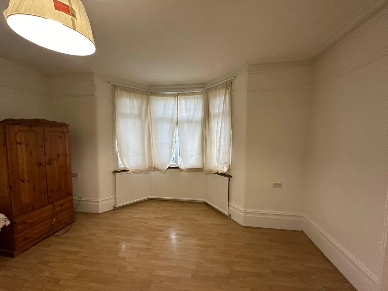 4a Mayfield Avenue, Woodford Green, Woodford Green, IG8 9JR, photo 2