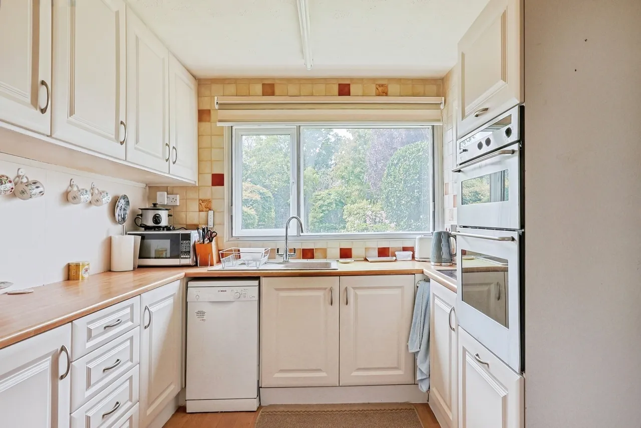 Nettleton Close, Canford Heath, BH17, photo 6