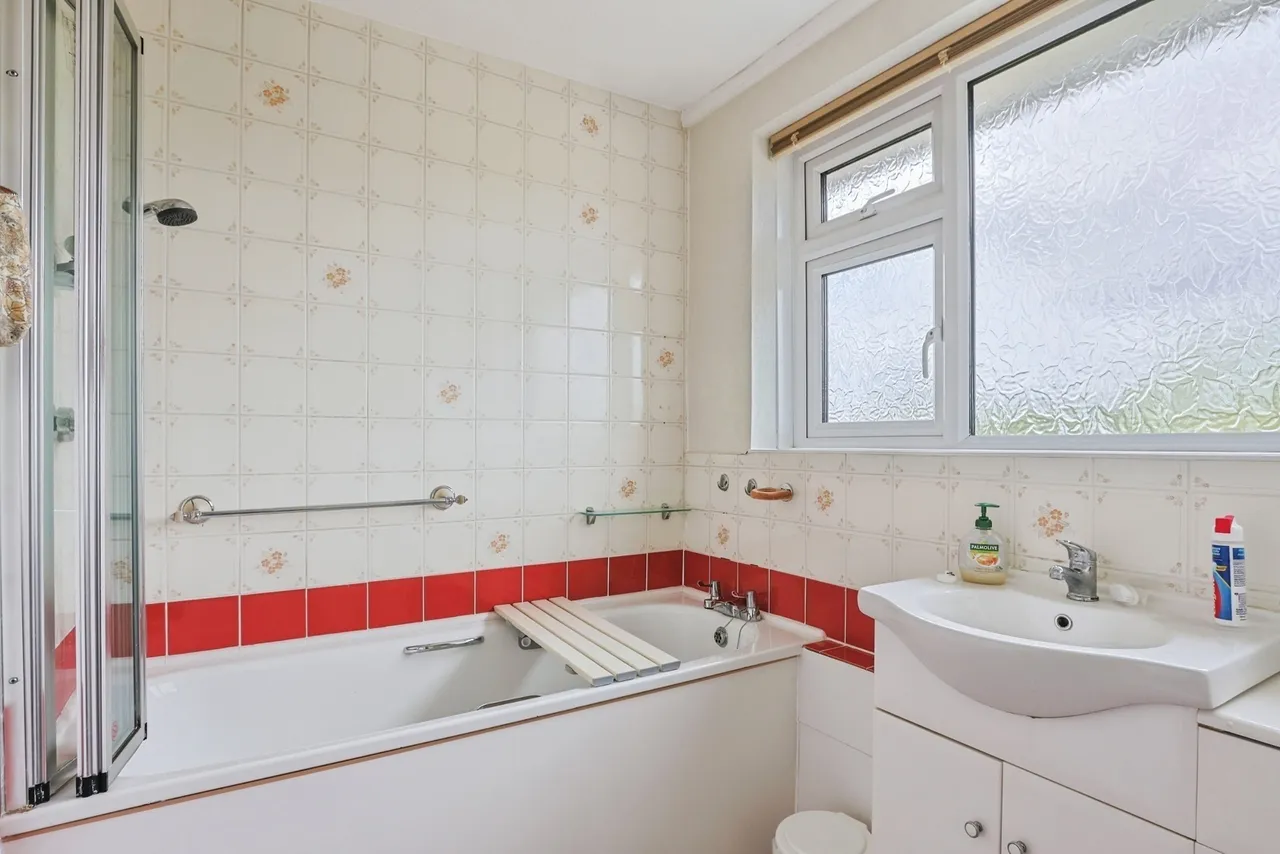 Nettleton Close, Canford Heath, BH17, photo 13